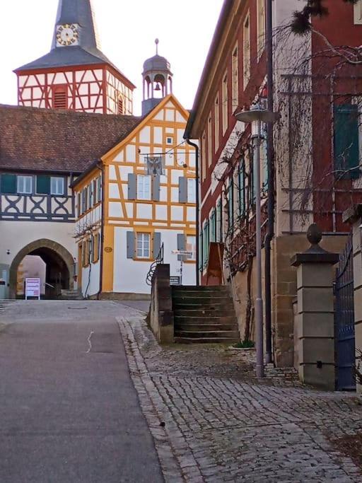 Maisonette-Appartment In Historischem Ambiente Iphofen Exterior foto